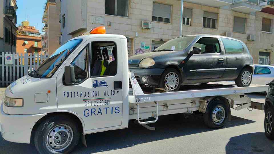 Rottamazione auto gratuita: Cosa fare per ottenerla